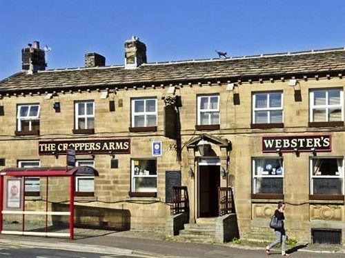 Hotel Croppers Arms Huddersfield Exterior foto